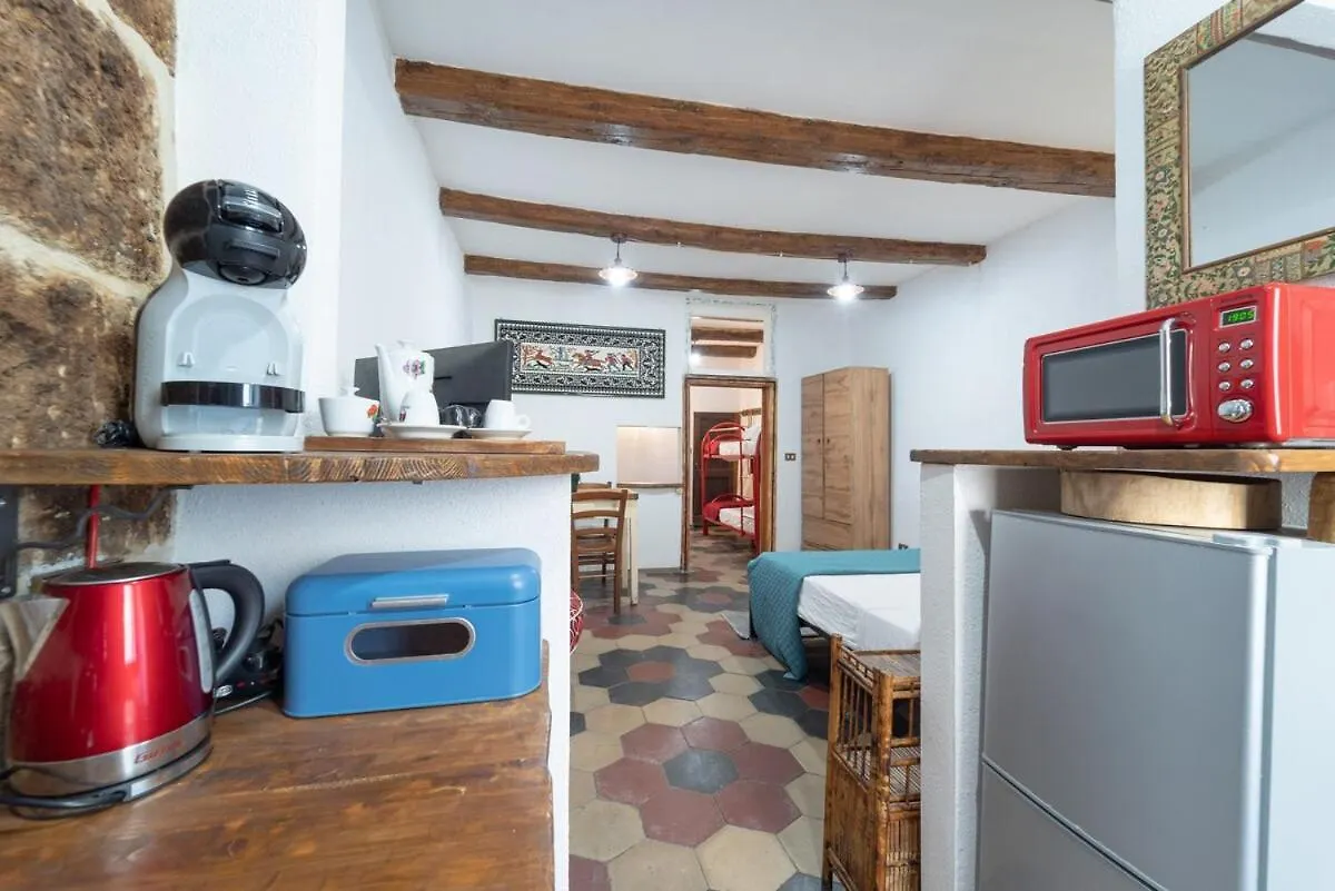 2' Torre Di Alghero - Suite In The Heart Of Town
