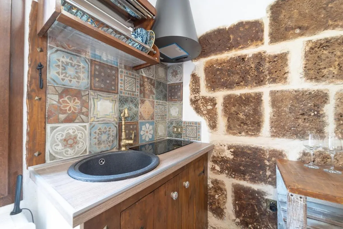 2' Torre Di Alghero - Suite In The Heart Of Town